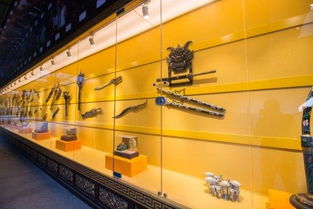 横店影视城 光影背后的中国造梦工厂